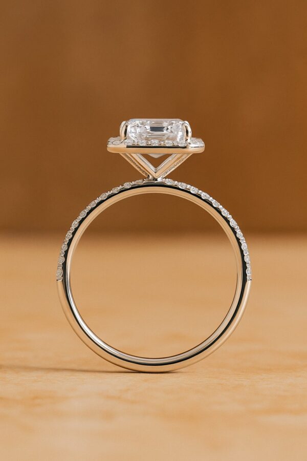 Ariel Jewelry | Don’t Get Fooled By Fakes: How To Tell If a Diamond is Real